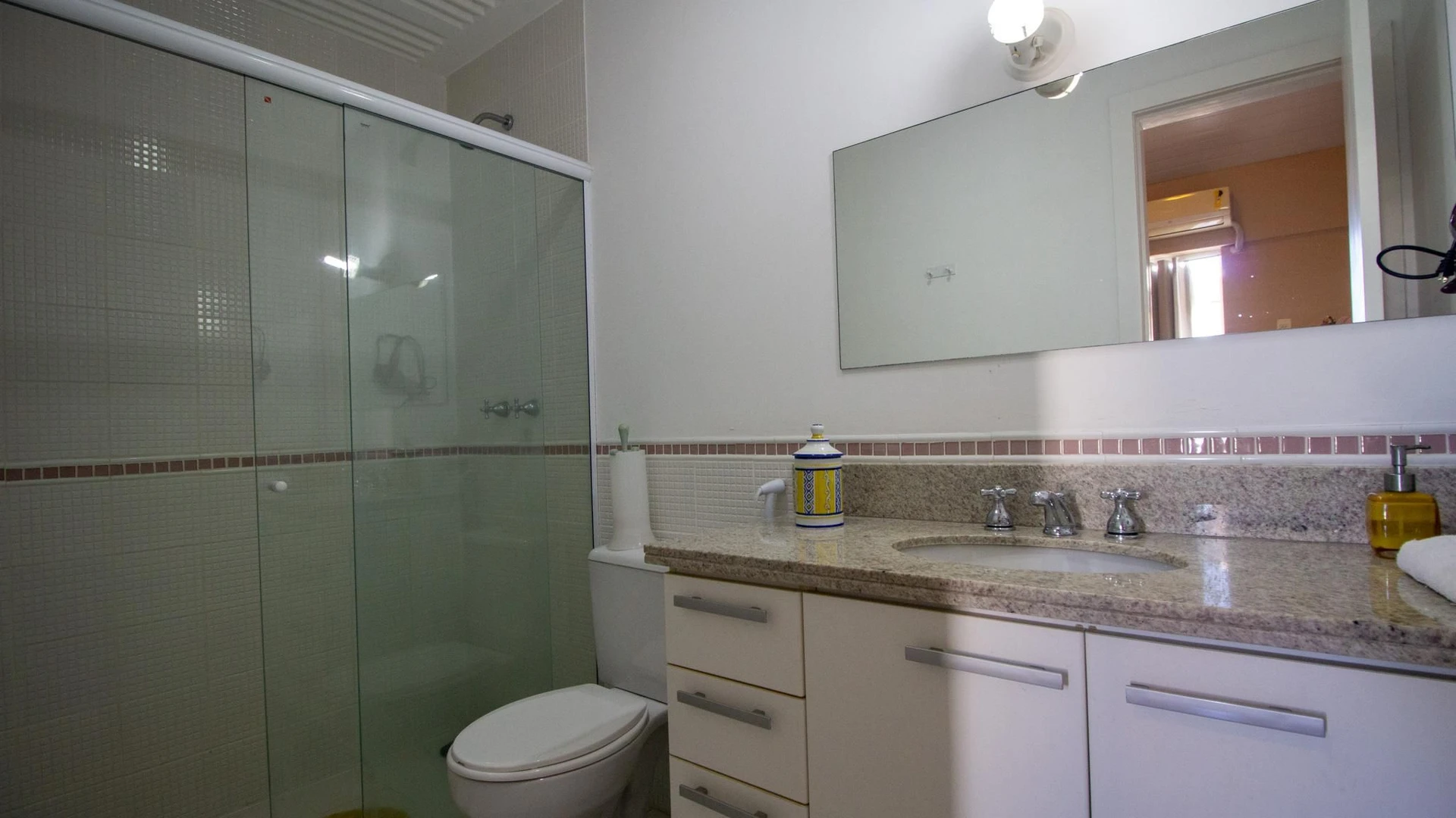 Furnished house with 4 bedrooms and private garden — photo 21