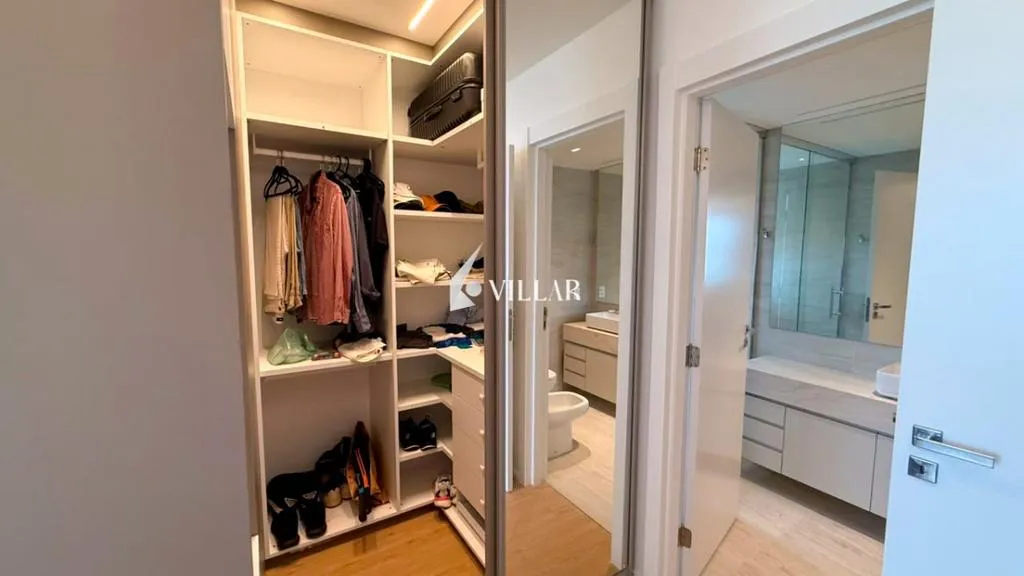 3-bedroom apartment with a water view in Rio de Janeiro — photo 7