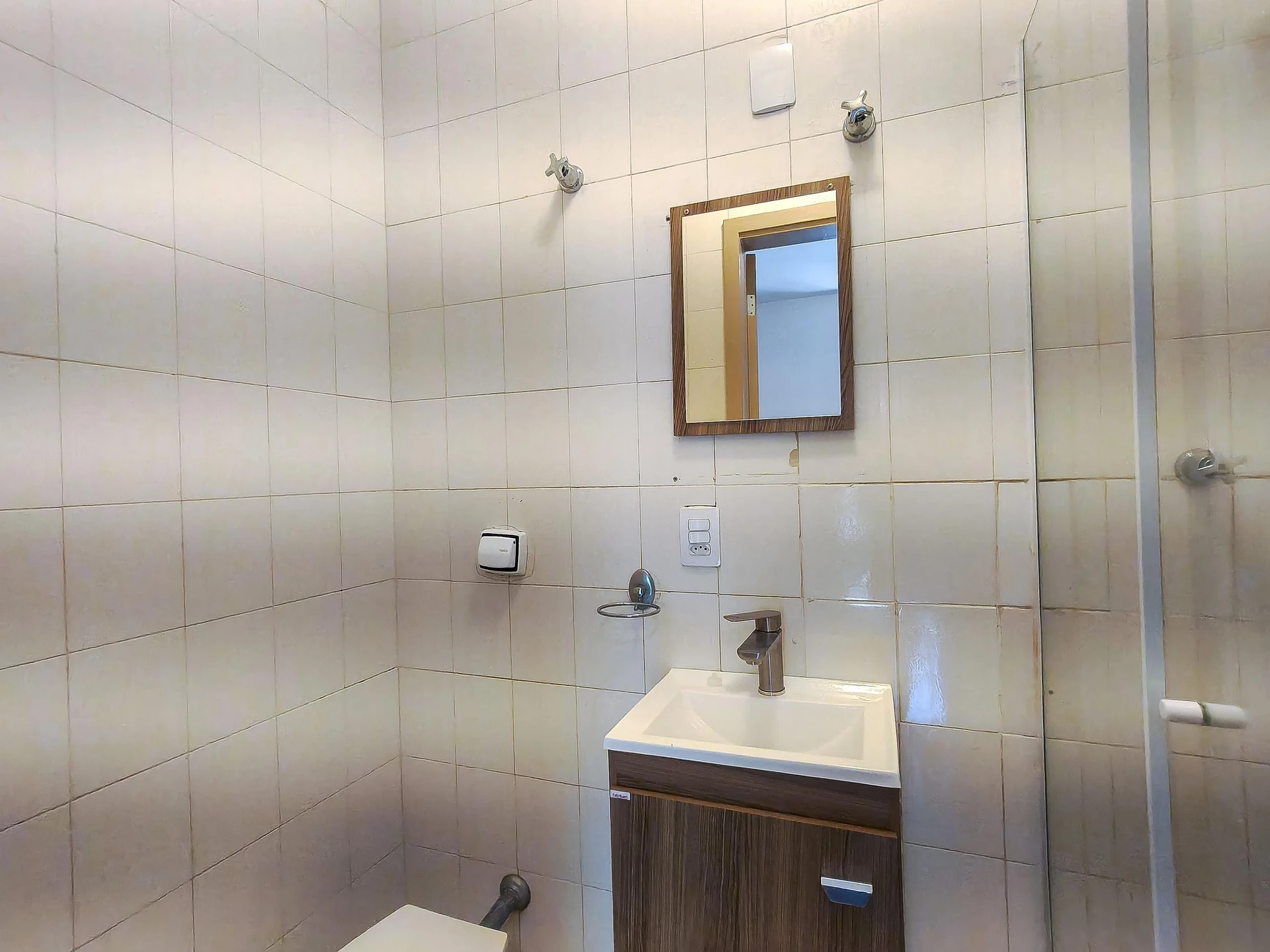 House for rent with 5 bedrooms and 8 bathrooms — photo 110