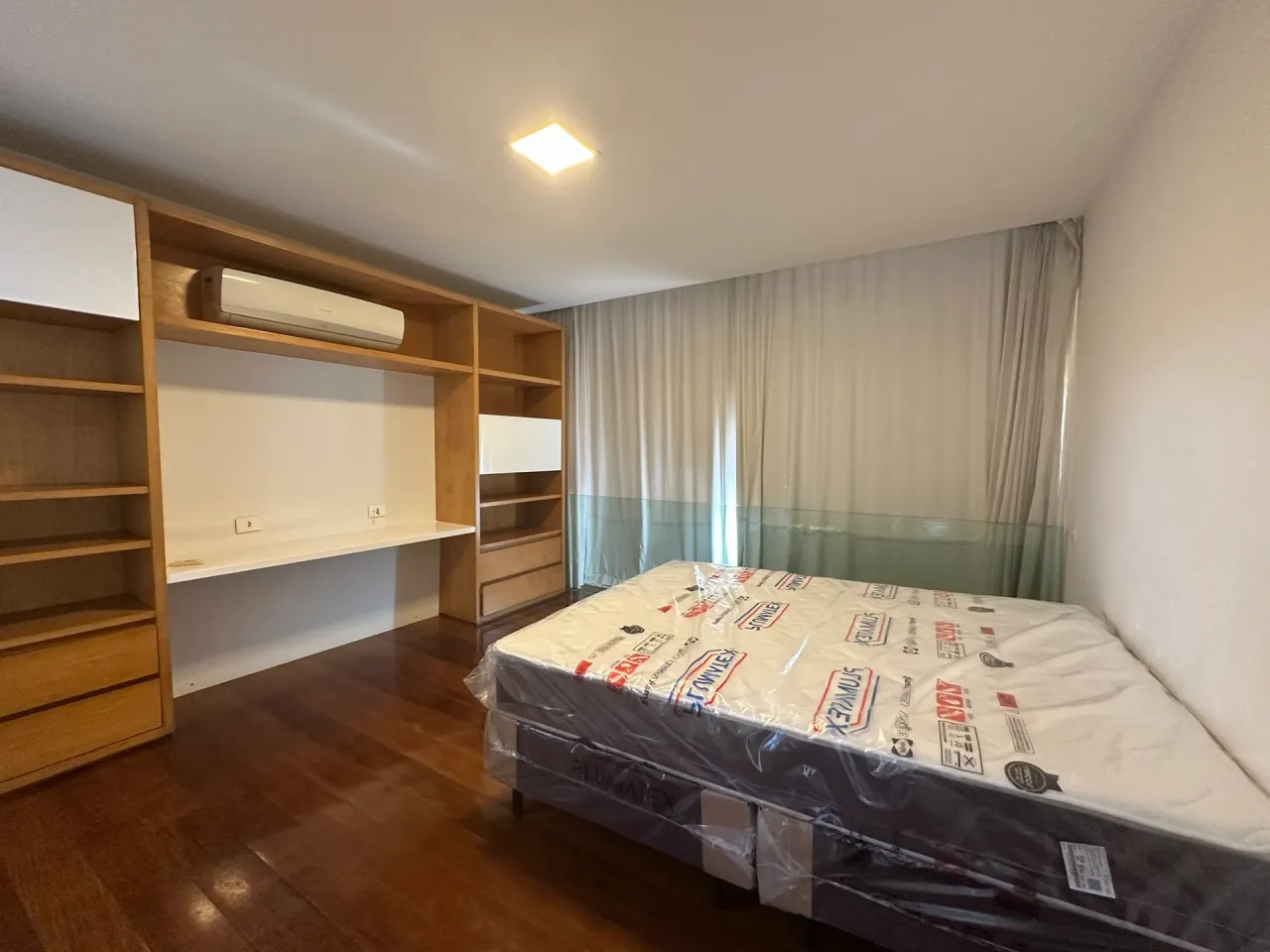 Casa sem mobília com 5 quartos e fogão a gás — photo 20