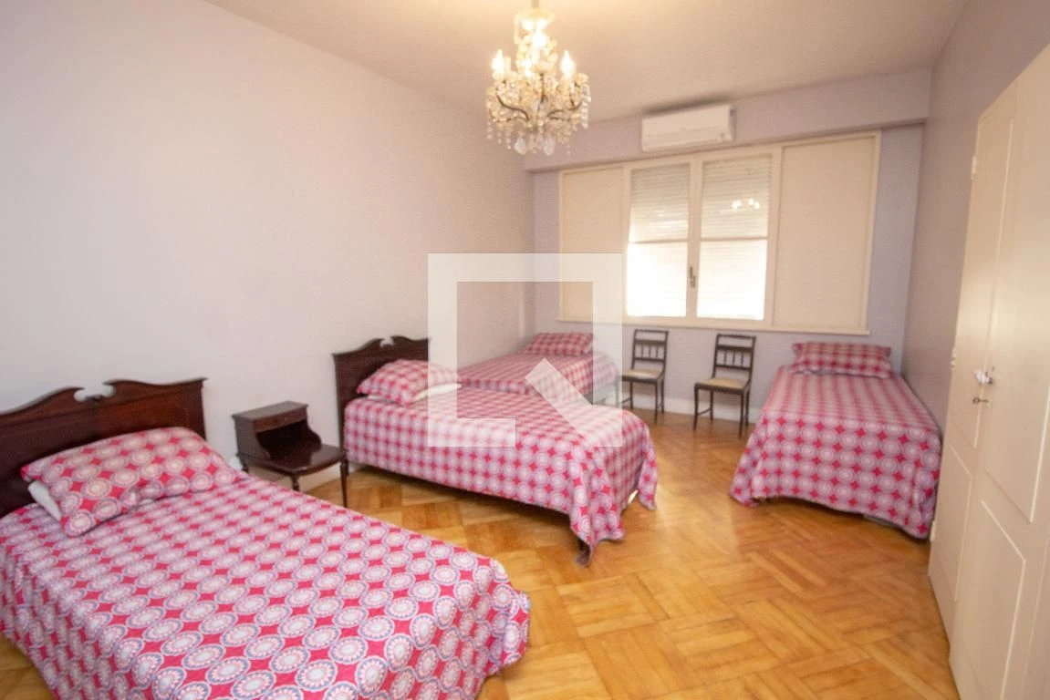 Furnished apartment with 3 bedrooms and 5 bathrooms — photo 3