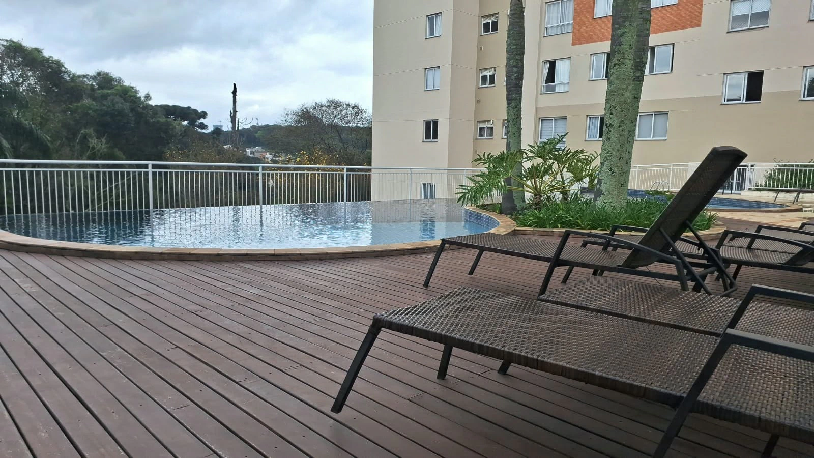 2-bedroom apartment with a home office in Curitiba — photo 6