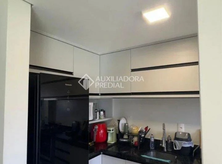 Furnished 50 m² studio with 1 bedroom and 1 bathroom — photo 4
