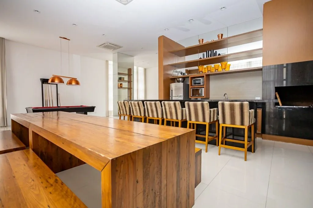 Apartamento com 3 quartos e 160 m², cozinha com fogão a gás — photo 33