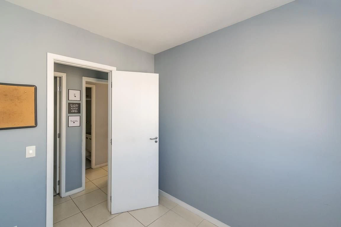 Furnished 3-bedroom apartment with 1 en-suite and balcony — photo 14