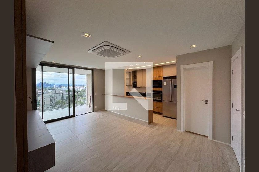 Apartamento para aluguel com 3 suítes e 130 m²