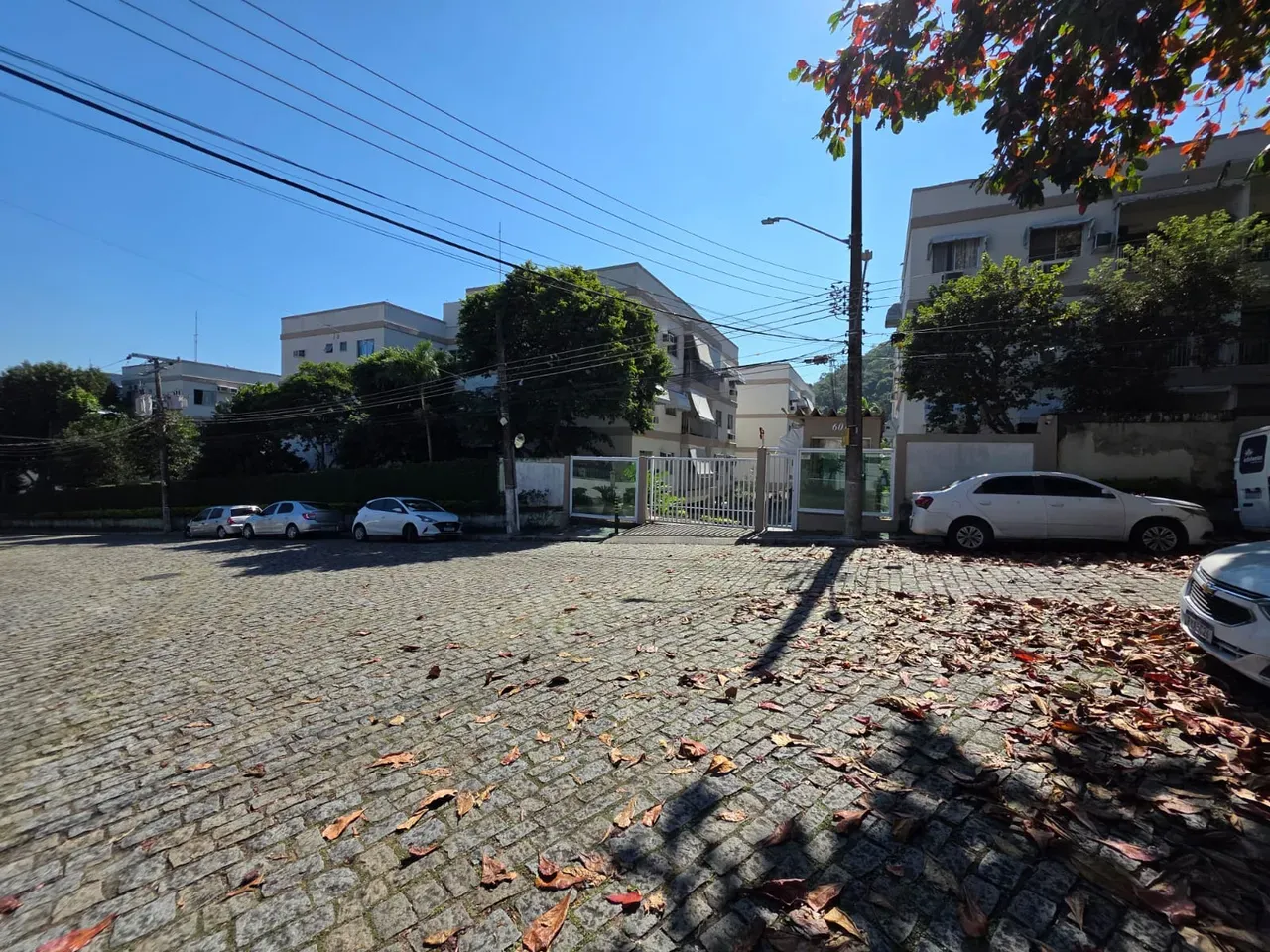 2-bedroom apartment with a mountain view — photo 20