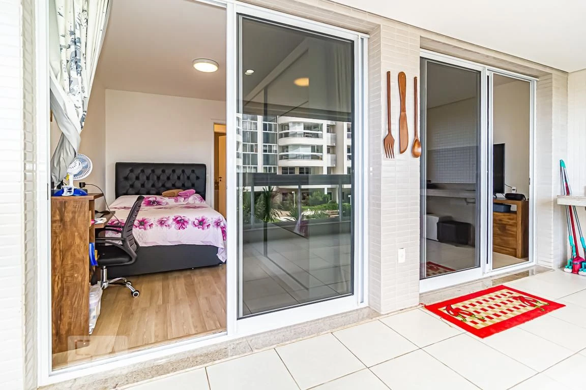2-bedroom apartment in a building with a sauna — photo 25