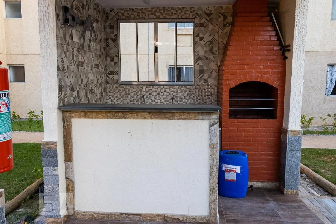 Apartamento com 2 quartos e área de lavanderia — photo 35