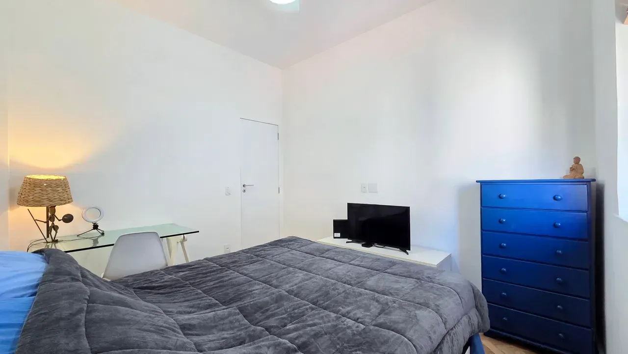 Furnished 3-bedroom apartment with open-plan gas kitchen — photo 6