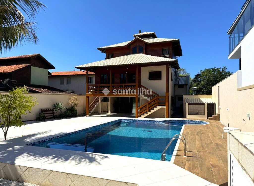 Furnished house with 3 bedrooms and 3 baths, 408 m² — photo 4