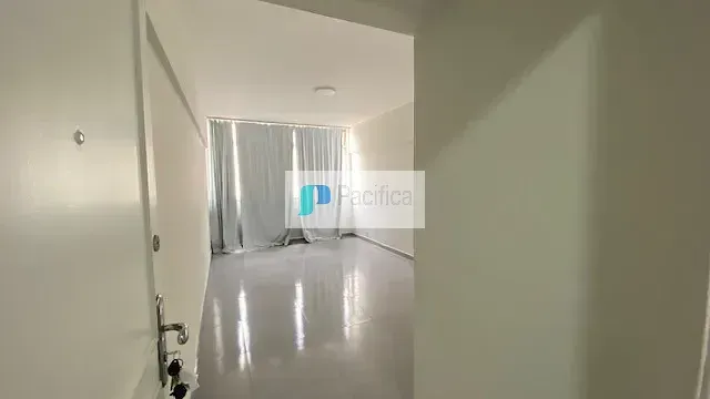 Apartment with no parking, 2 bedrooms and 2 bathrooms — photo 17
