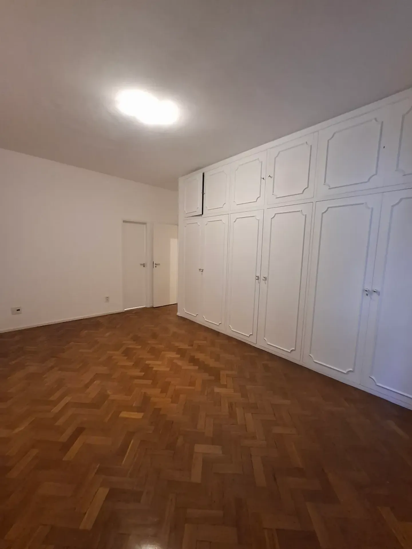 Apartment with 4 bedrooms, 4 bathrooms and 2 parking spaces — photo 31