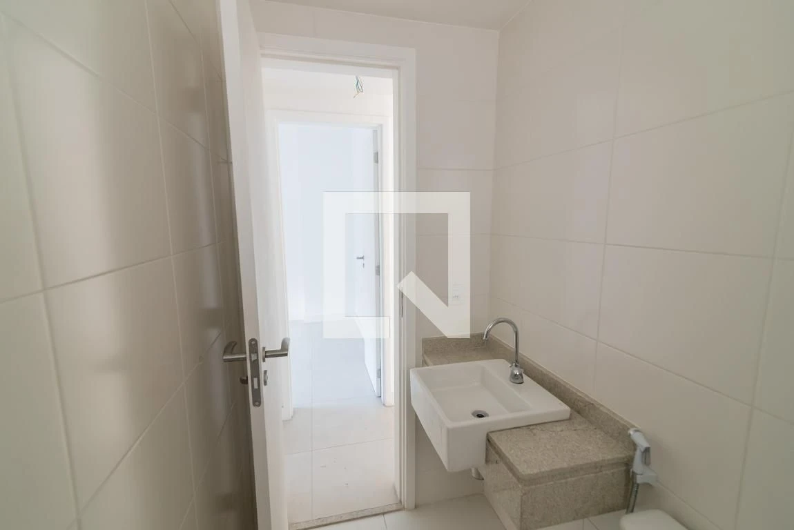 Apartamento com 2 quartos e varanda — photo 50