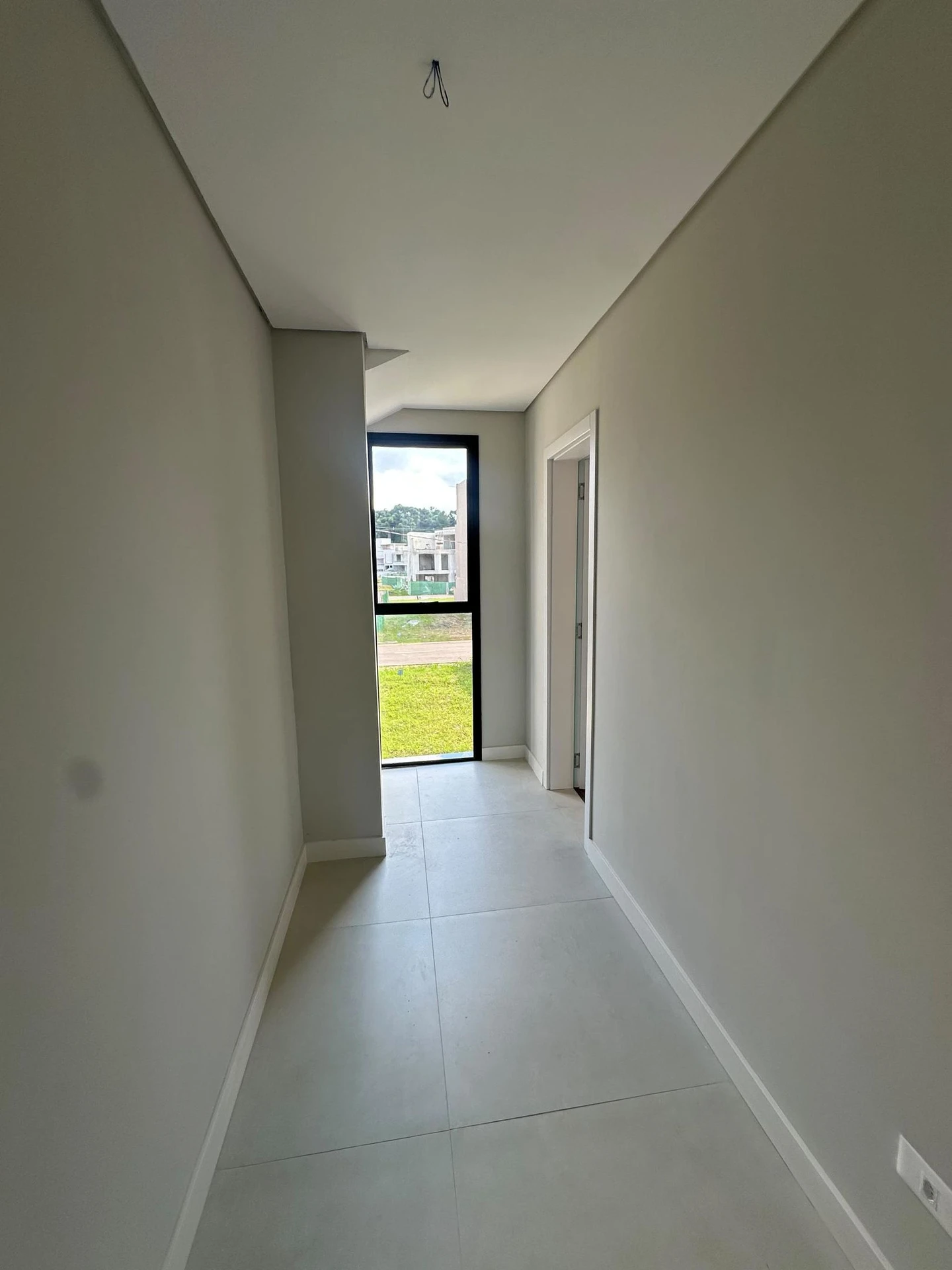 3-bedroom house with floor-to-ceiling windows in Curitiba — photo 21