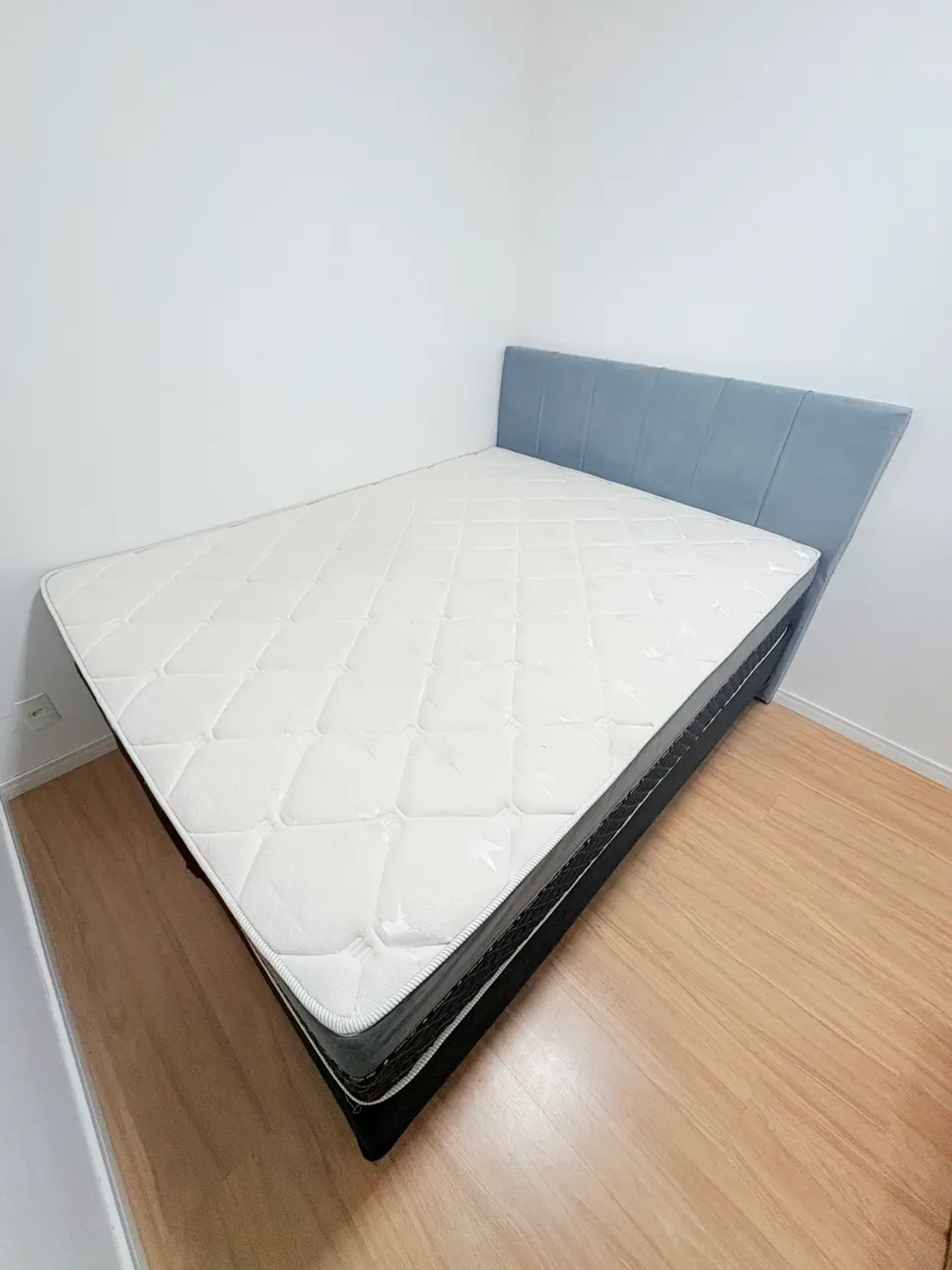 33 m² apartment with a washing machine and a dryer — photo 8