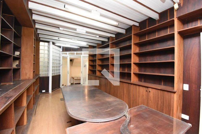 Casa com 5 quartos, 3 banheiros e cozinha separada — photo 17