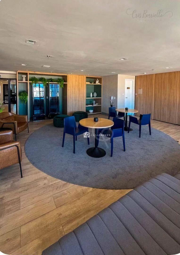 Furnished 1-bedroom apartment with balcony and 34 m² — photo 27