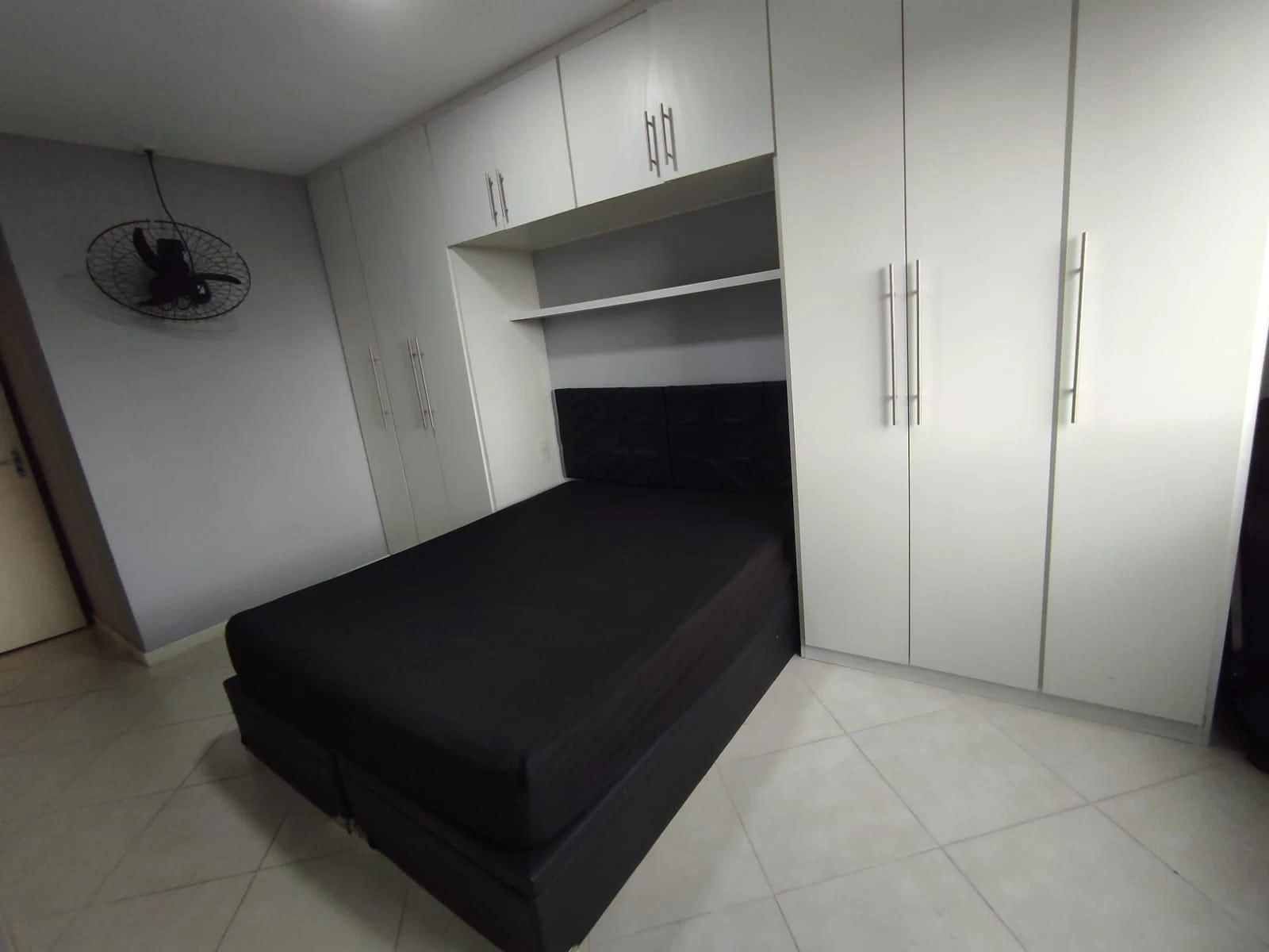 Furnished apartment, 60 m², with floor-to-ceiling windows — photo 8