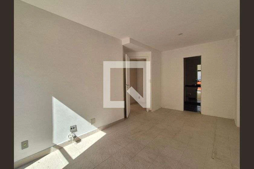 Penthouse with terrace, 2 bedrooms and parking — photo 19