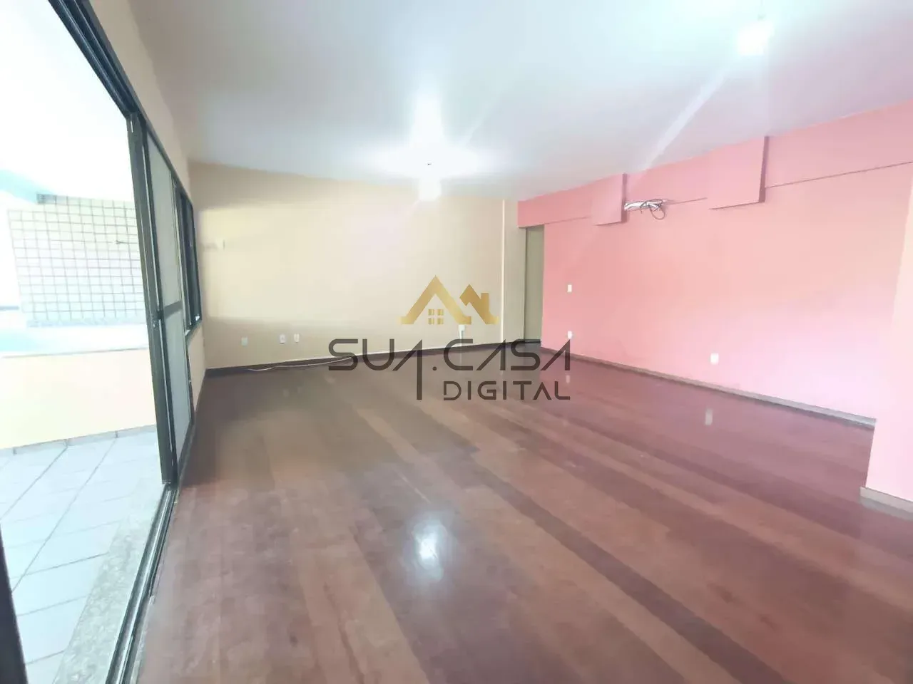 Apartamento de 4 quartos com 2 vagas e box de vidro — photo 2