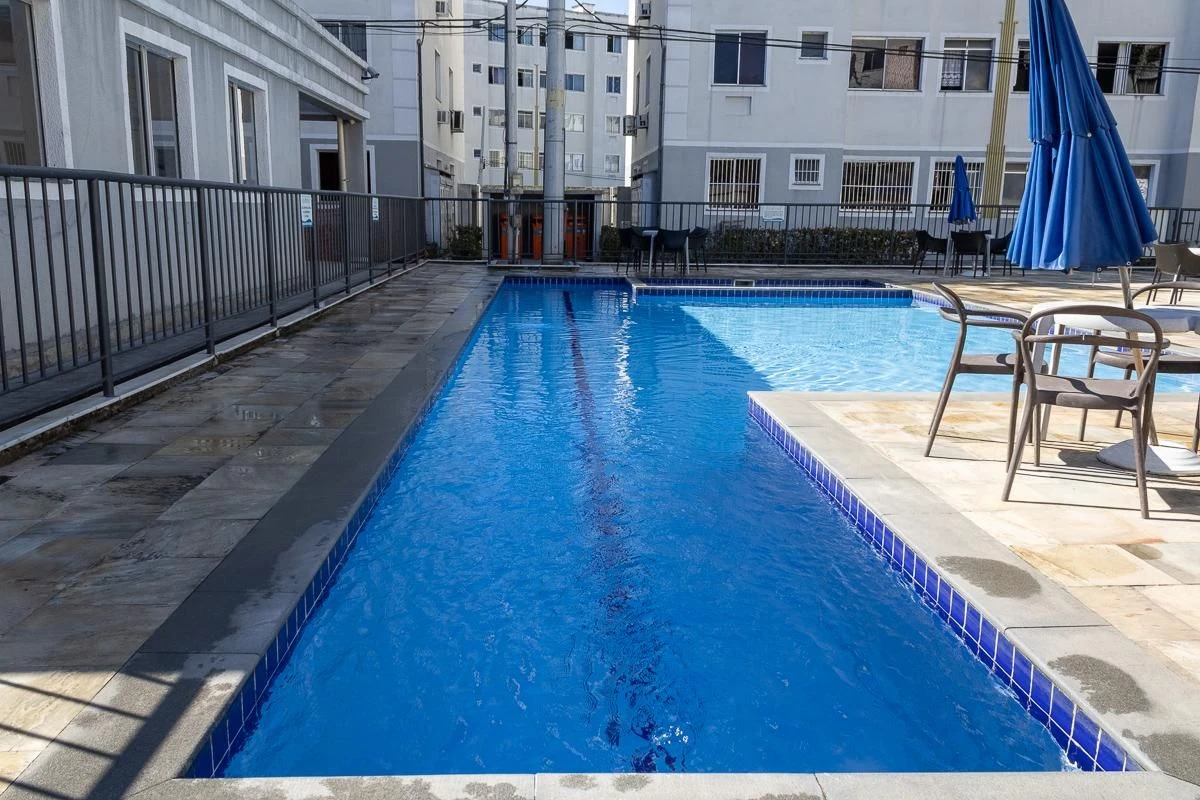 2-bedroom apartment with a grill on the balcony — photo 35