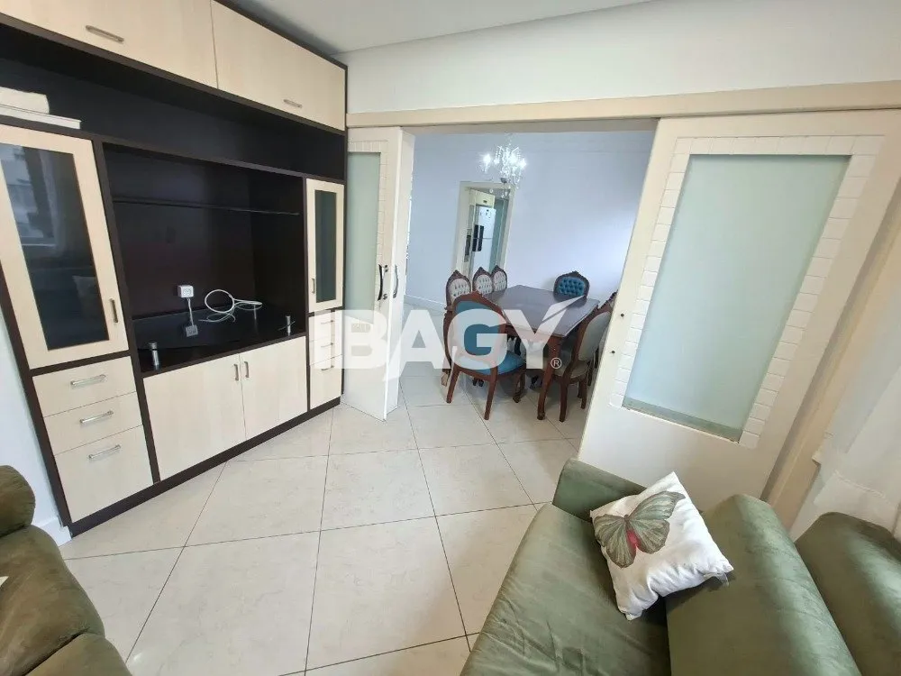 Apartamento mobiliado com cozinha fechada a gás e área 199 m² — photo 20
