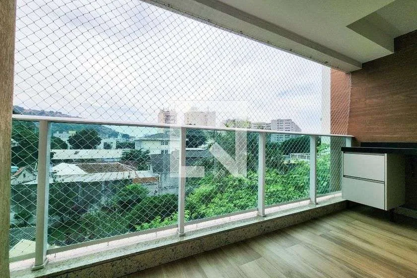 Apartment, 66 m², with a glass-enclosed balcony — photo 19
