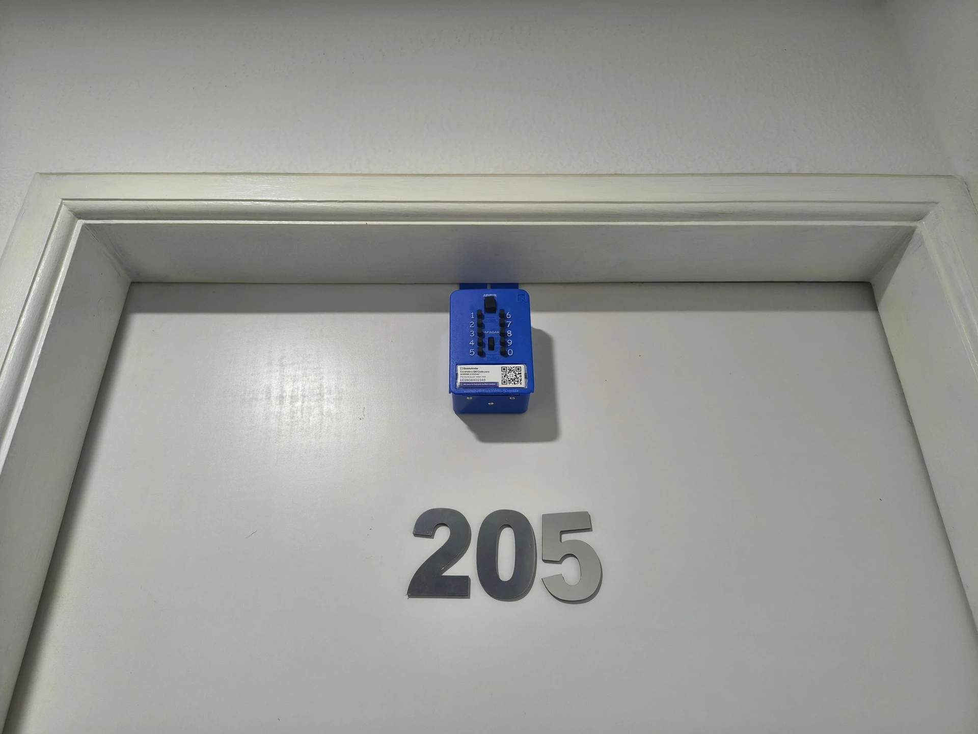 Rental apartment with 2 bedrooms and 2 bathrooms — photo 28