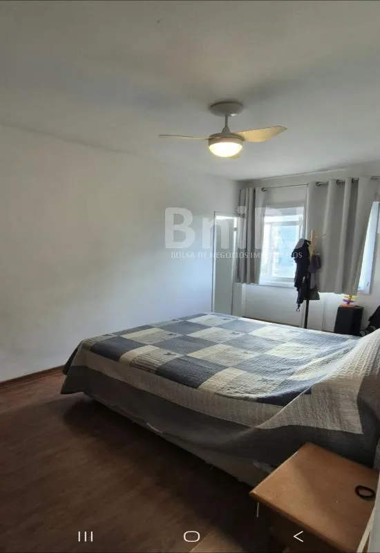 2-bedroom apartment in a building with a pool — photo 3