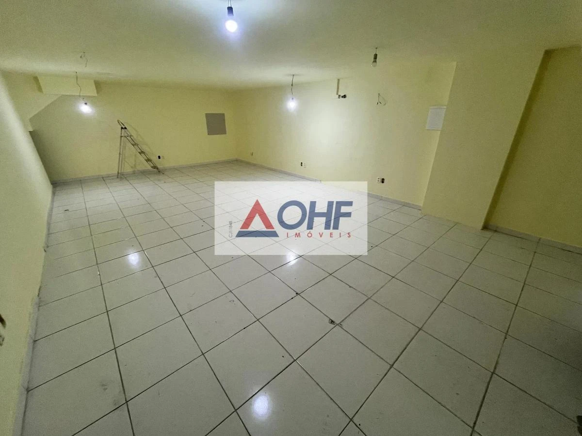 1-bedroom apartment with 300 m² and 6 parking spaces — photo 20