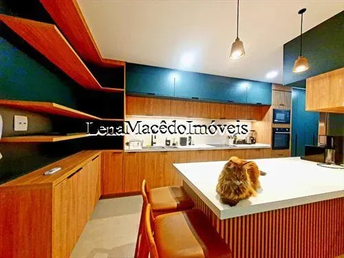 Furnished apartment, 133 m², with floor-to-ceiling windows — photo 13