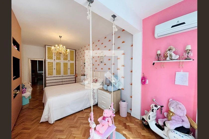 Квартира з 4 спальнями та робочим місцем — photo 4