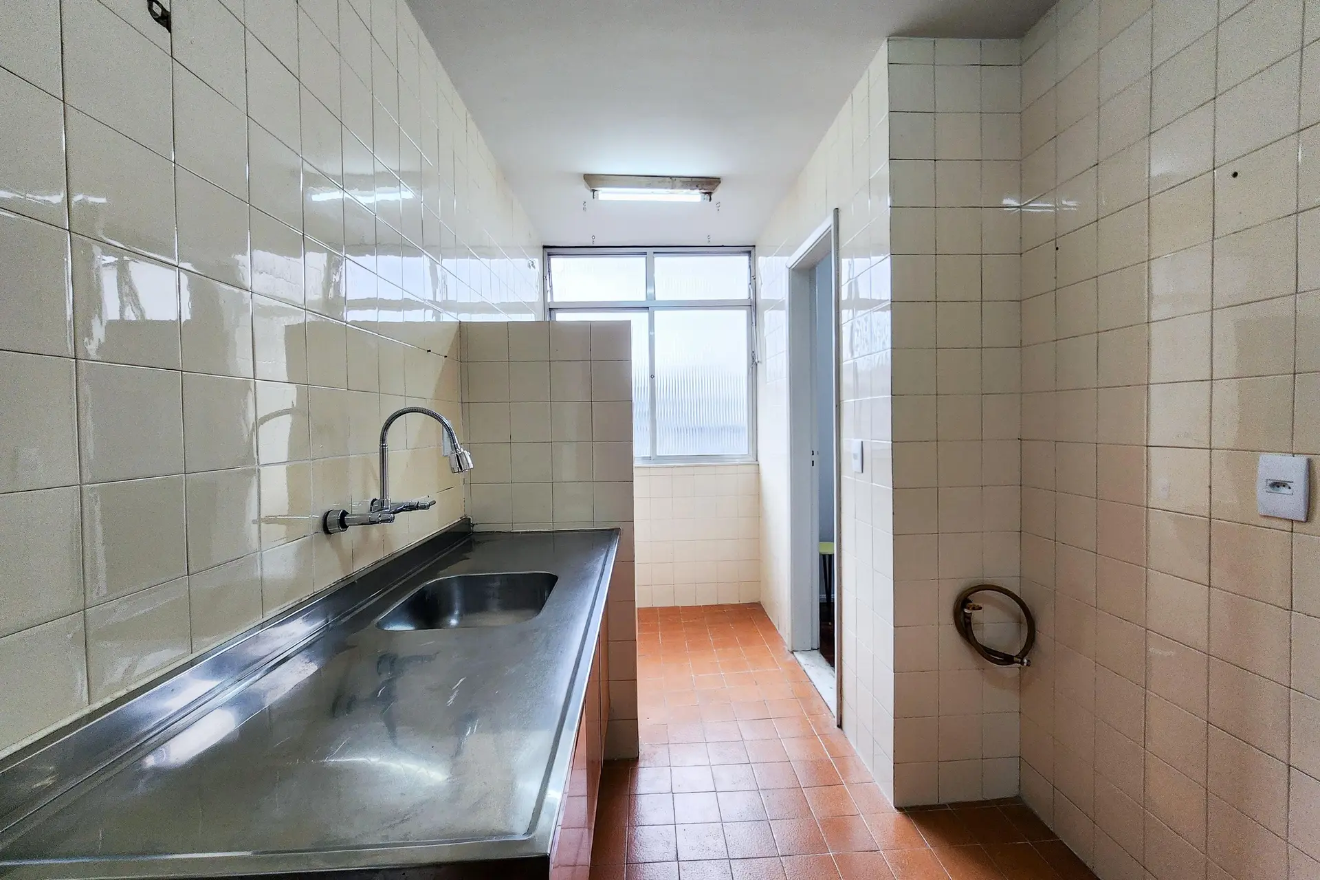 2-bedroom apartment in a building with a pool — photo 11
