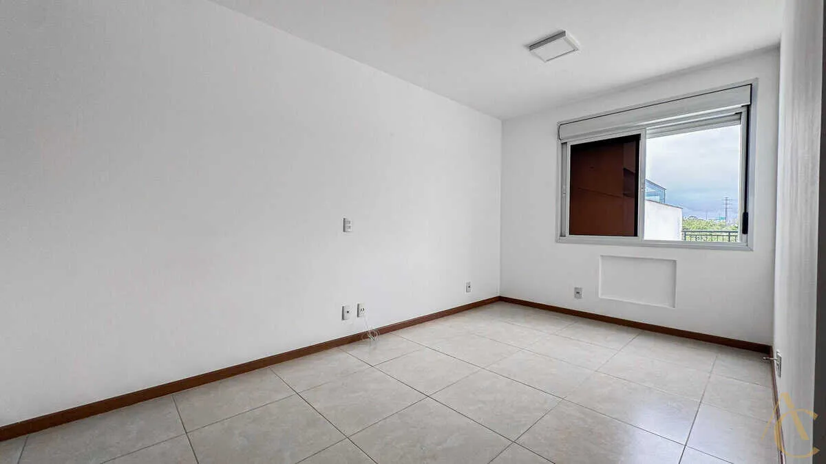 Rental apartment with 2 en-suite bedrooms and 243 m² — photo 28