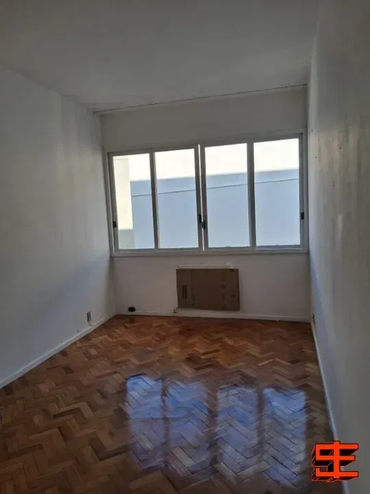 2-bedroom apartment with 1 parking space and closed kitchen — photo 3