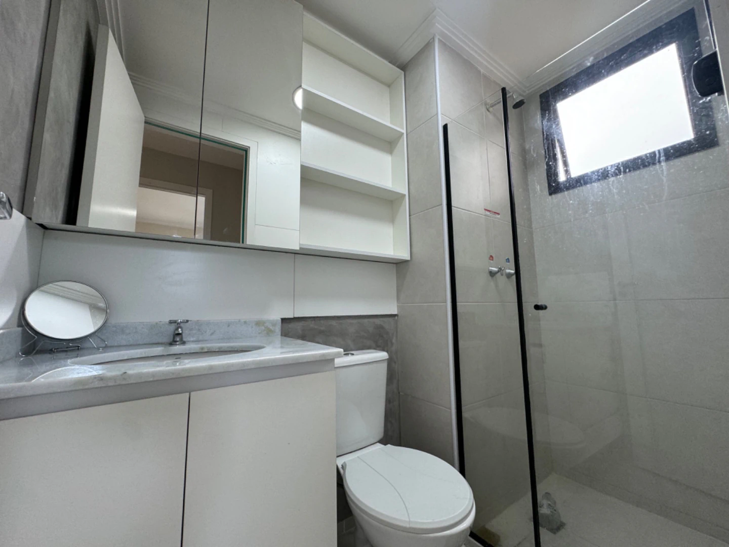 Mountain view in a 2-bedroom apartment, 42 m² — photo 6