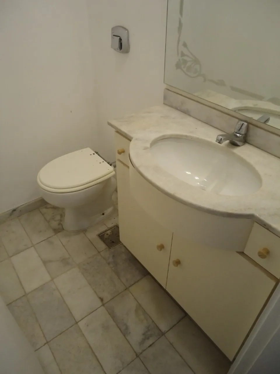 Apartment, 137 m², with a walk-in closet — photo 2