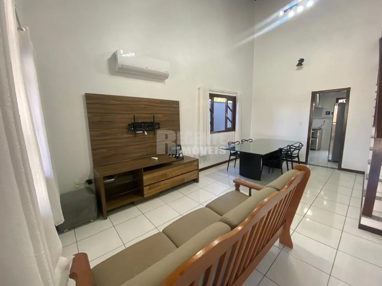 Furnished house, 150 m², with a garden