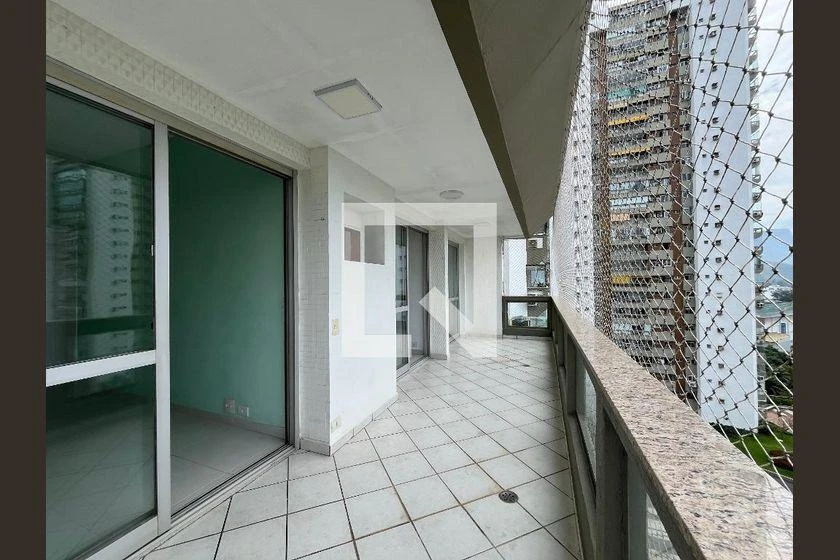 Apartamento de 2 quartos em condomínio com academia — photo 8