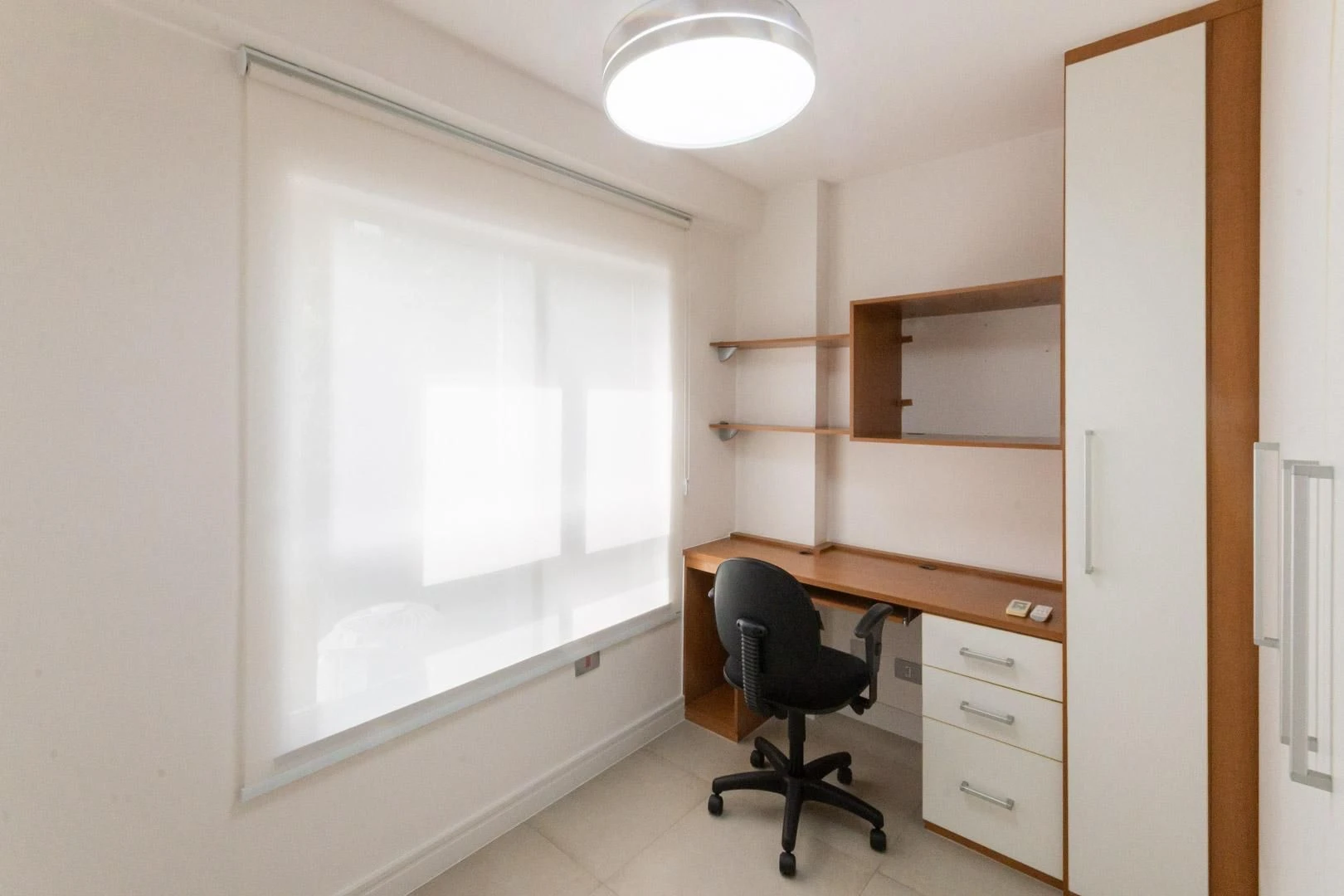 Робоче місце та 2 спальні: квартира 61 м² — photo 10