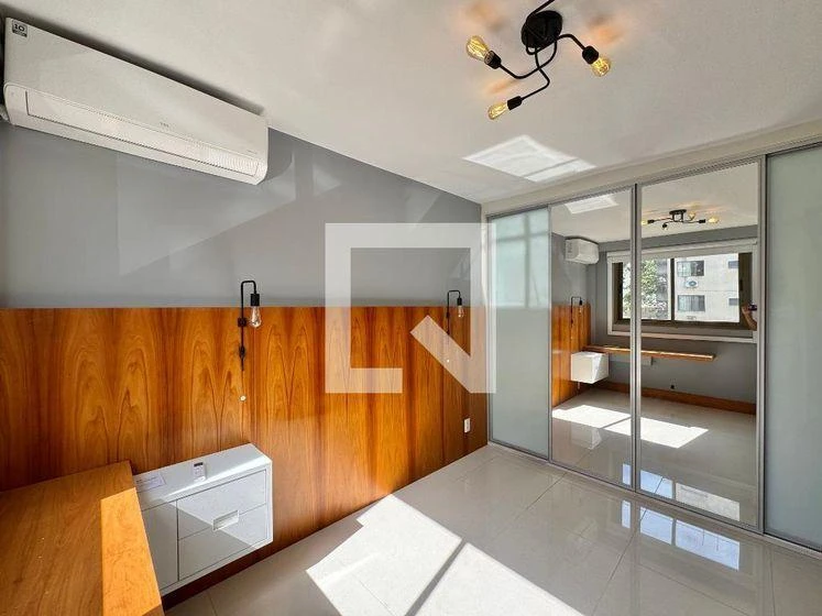 2-bedroom apartment with a walk-in closet in Rio de Janeiro — photo 7