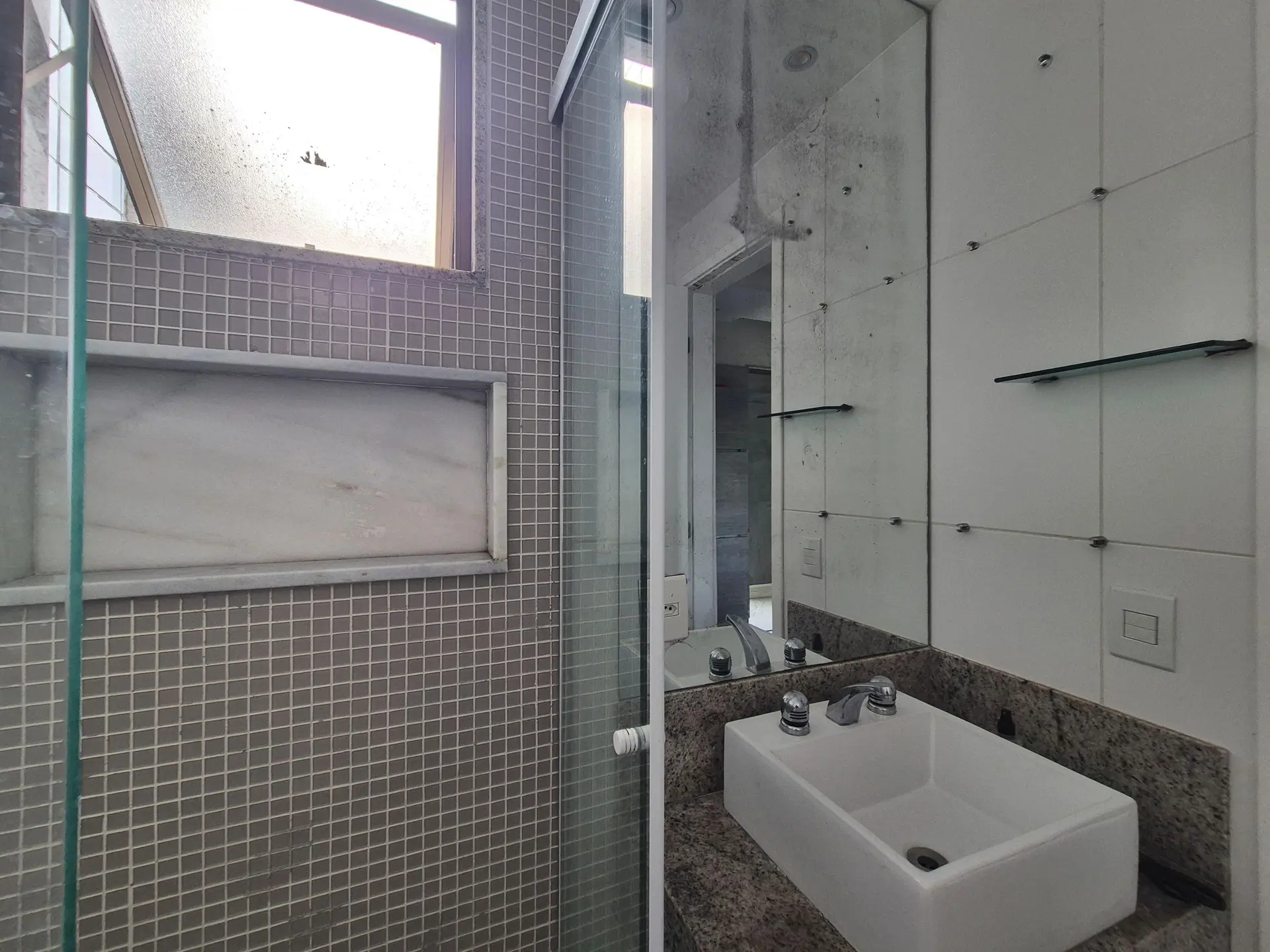 Apartamento de 2 quartos em condomínio com piscina — photo 38