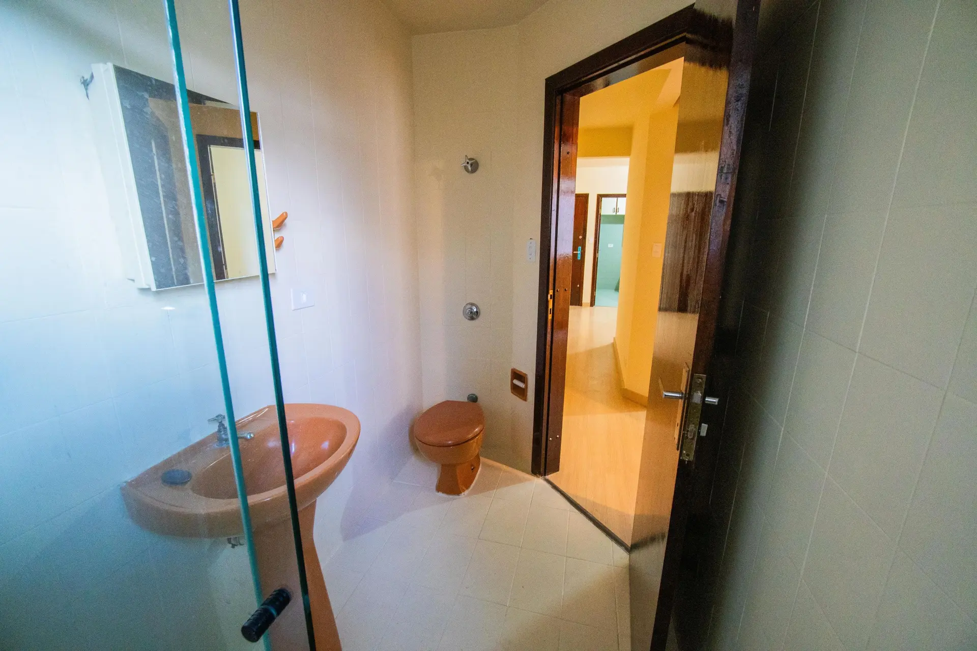 2-bedroom apartment with wood or laminate floors — photo 19