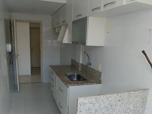 Unfurnished 114 m² apartment with 3 bedrooms and balcony — photo 22