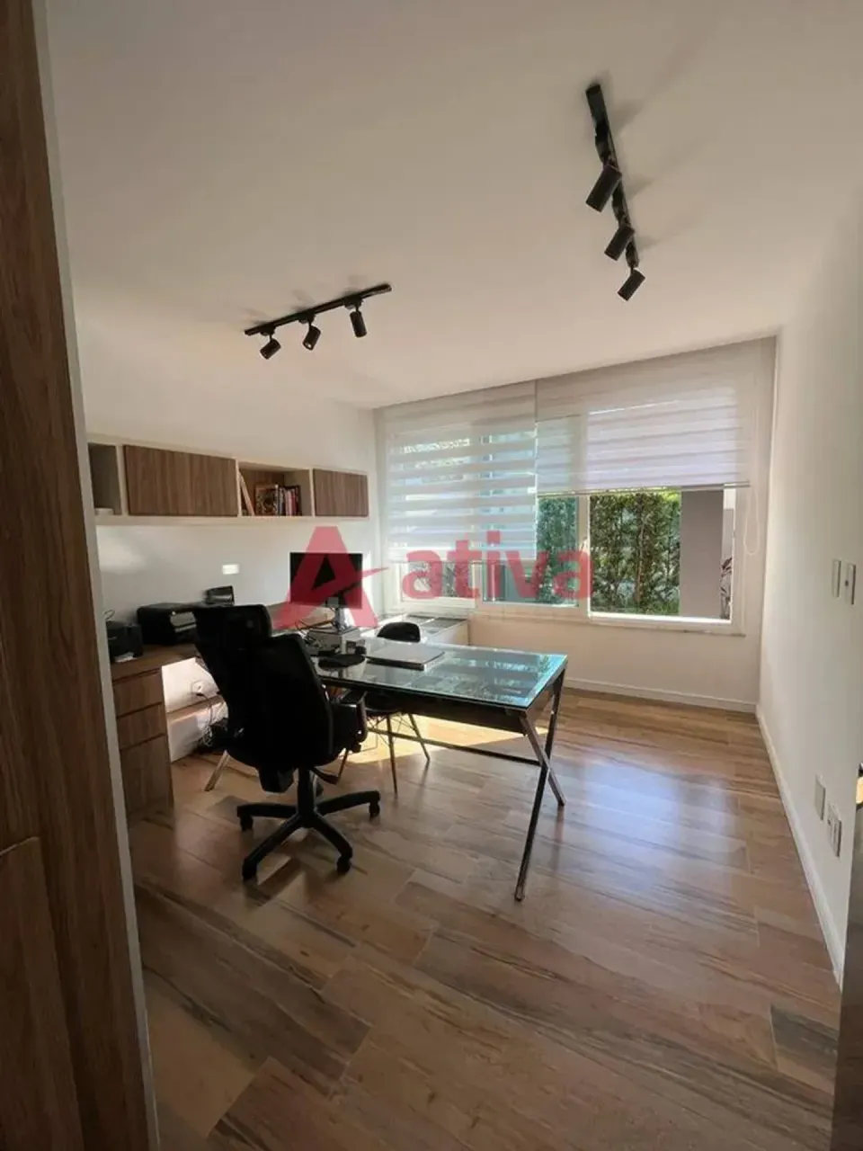 Condominium house with 4 bedrooms and 5 bathrooms — photo 4