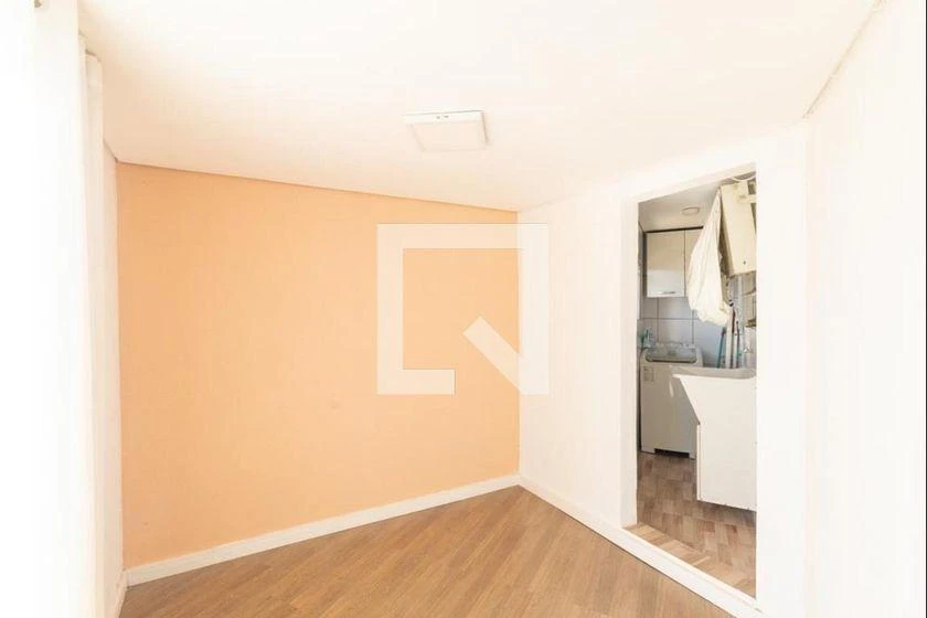 2-bedroom apartment with a washing machine in Curitiba — photo 33