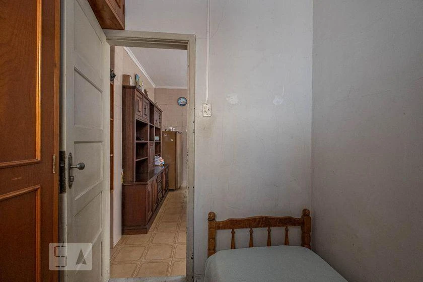 Furnished house with 4 bedrooms and parking for 4 cars — photo 22