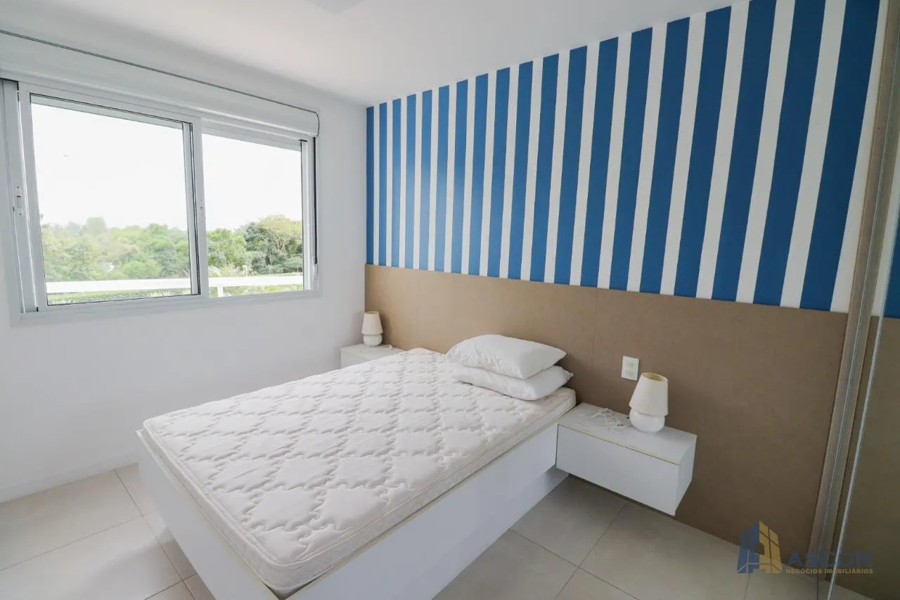 221 m² apartment with 3 en-suite bedrooms and 2 parking — photo 43