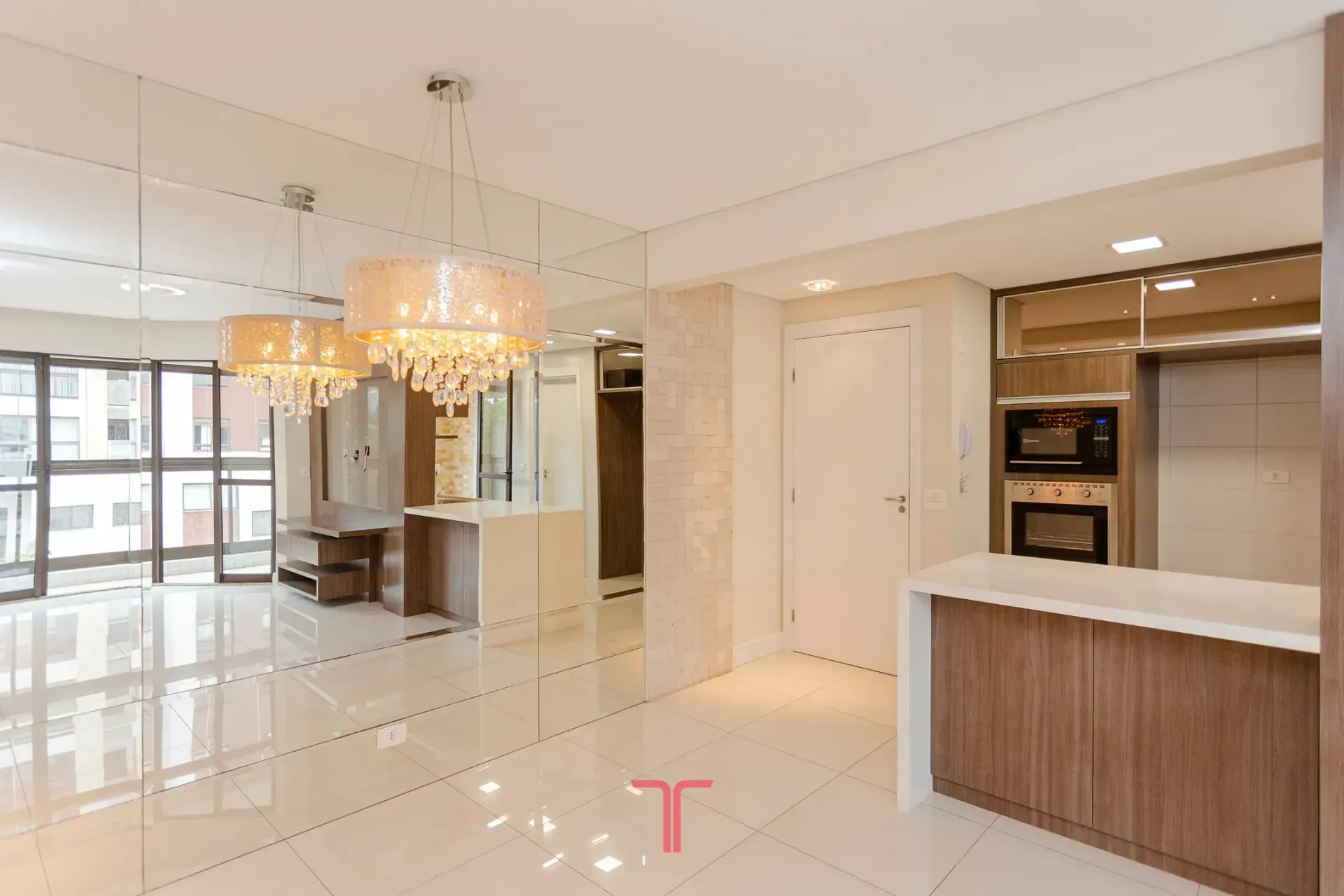 3-bedroom apartment in a building with a pool — photo 9